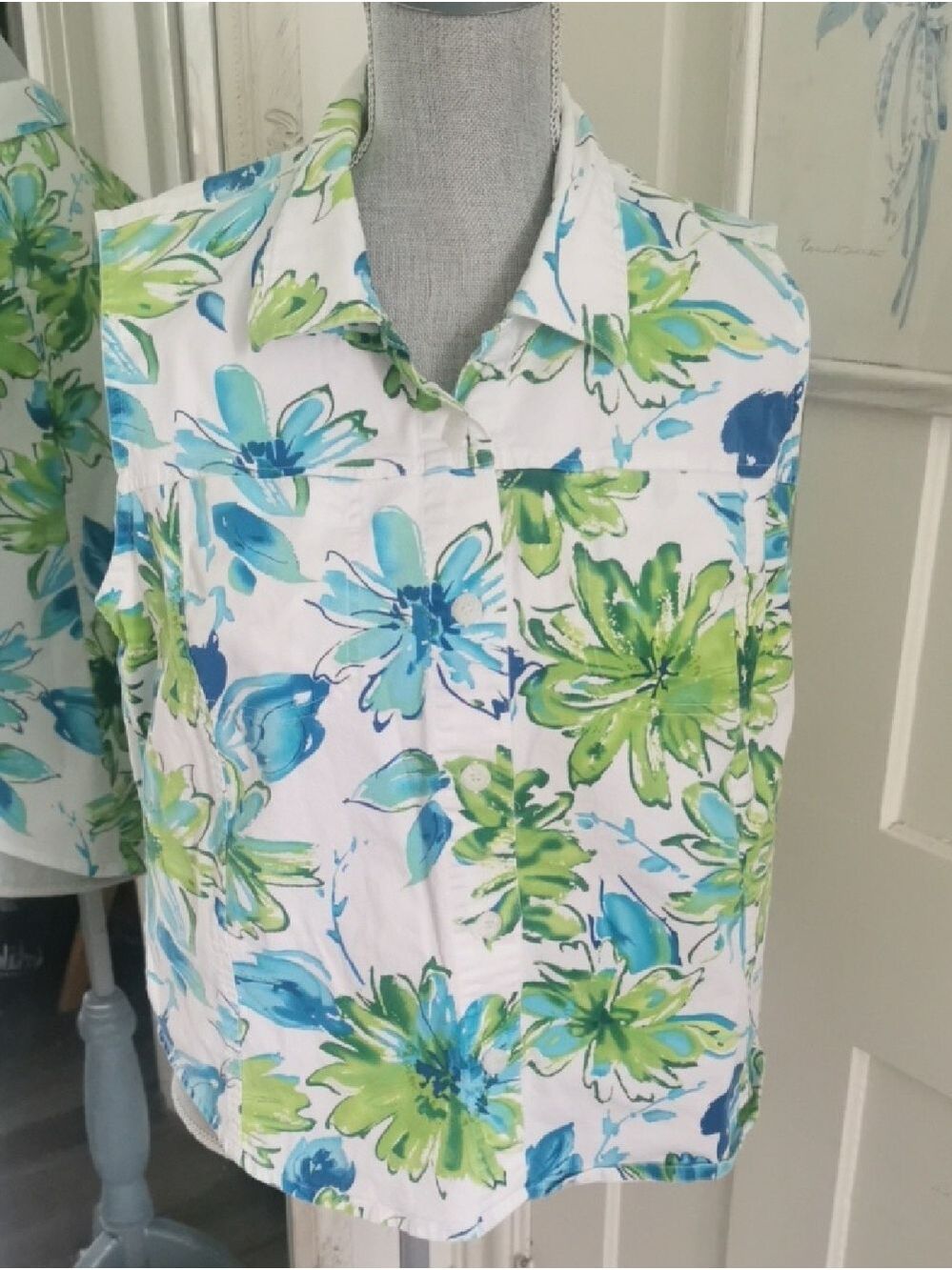 Vintage Sleeveless Summer Floral Cotton Blouse Cottagecore. Size L/ XL